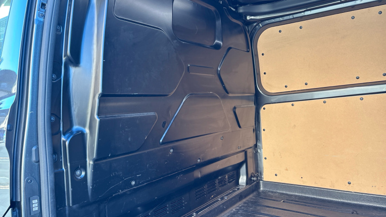 Ford Transit Custom 340 L1 Diesel Fwd 2.0 EcoBlue 170ps Low Roof Limited Van Auto